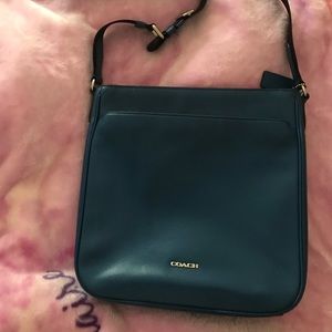 Coach Messenger Bag LIKE NEW!